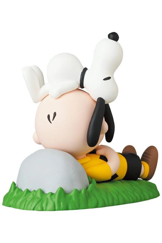 UDF PEANUTS SERIES 13 NAPPING CHARLIE BROWN & SNOOPY スヌーピー